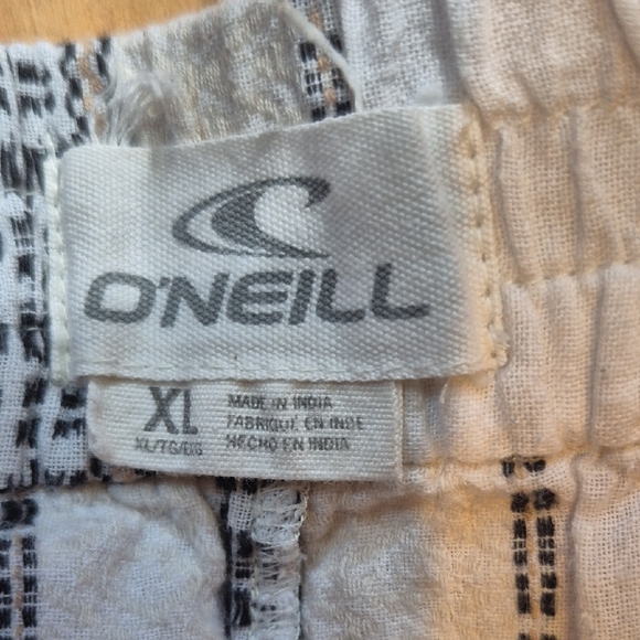 O'Neill Balas Woven Shorts With Cord Waist String - Picture 2 of 7